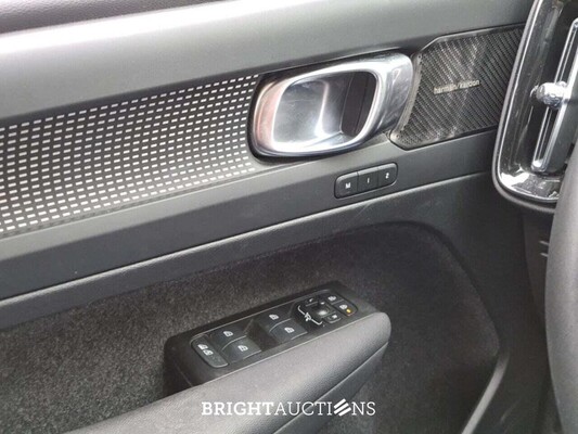 Volvo XC40 Recharge Pro 231pk 2021 (Origineel-NL), N-553-VJ