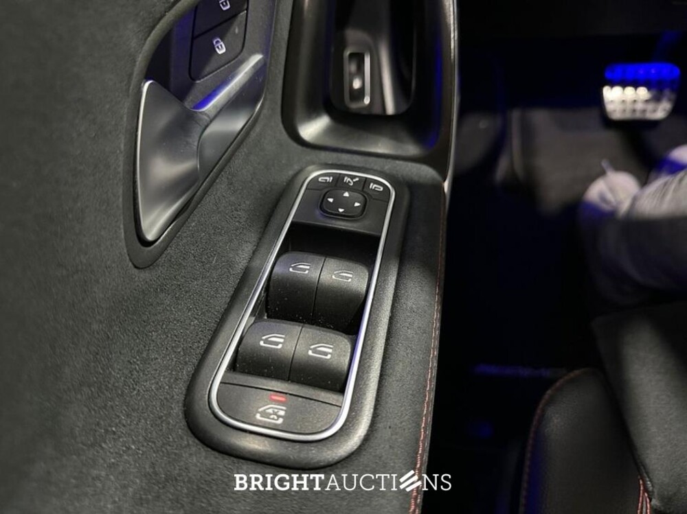 Mercedes-Benz CLA 250 Shooting Brake e Business Solution AMG Limited 262pk 2022 (Origineel-NL) CLA-Klasse, R-629-BS