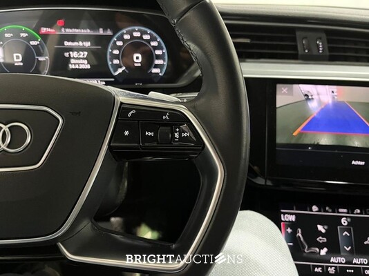 Audi e-tron 55 edition Quattro 95 kWh 408pk 2022 (Origineel-NL), R-205-DL