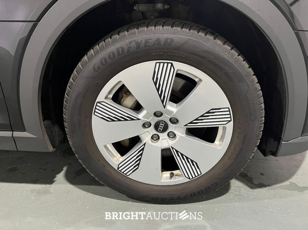 Audi e-tron Sportback 55 edition Quattro 95 kWh 408pk 2021 (Origineel-NL), K-218-ZH