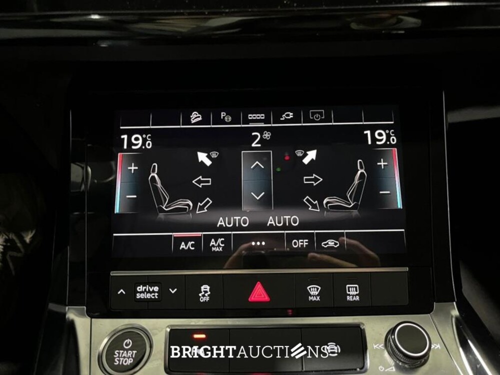 Audi e-tron Sportback 55 edition Quattro 95 kWh 408pk 2021 (Origineel-NL), K-218-ZH