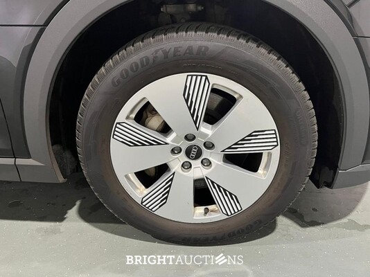 Audi e-tron Sportback 55 edition Quattro 95 kWh 408pk 2021 (Origineel-NL), K-218-ZH