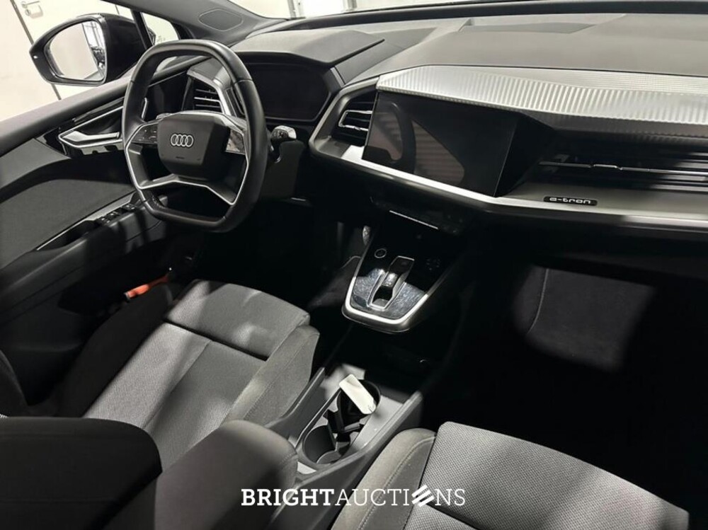 Audi Q4 e-tron 40 Advanced edition 77 kWh 204pk 2023 (Origineel-NL), S-393-JR