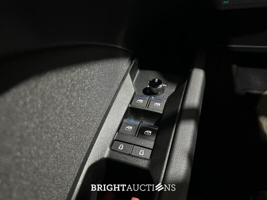 Audi Q4 e-tron 40 Advanced edition 77 kWh 204pk 2023 (Origineel-NL), S-393-JR