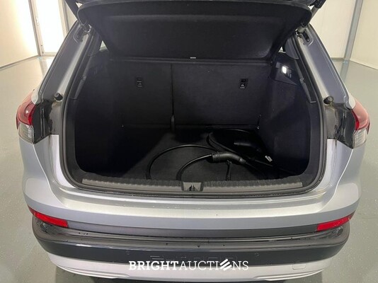 Audi Q4 e-tron 40 Launch edition Advanced Plus 77 kWh 204pk 2021 (Origineel-NL), N-823-PD