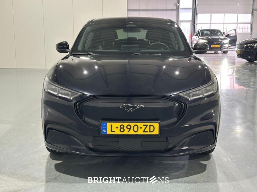 Ford Mustang Mach-E AWD 75 kWh 258pk 2021 (Origineel-NL), L-890-ZD