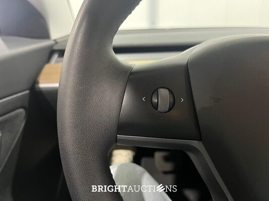 Tesla Model 3 Standard RWD Plus 60 kWh 238pk 2021 (Origineel-NL), K-915-VR