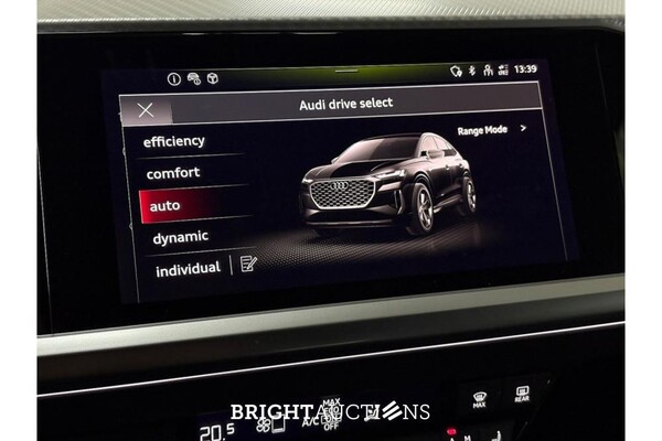 Audi Q4 40 Advanced edition 77 kWh 204pk 2022 (Origineel-NL), P-242-HB