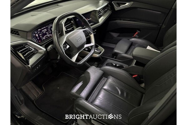 Audi Q4 40 Advanced edition 77 kWh 204pk 2022 (Origineel-NL), P-242-HB