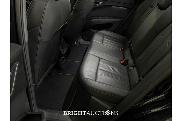 Audi Q4 40 Advanced edition 77 kWh 204hp 2022 (Original-NL), P-242-HB