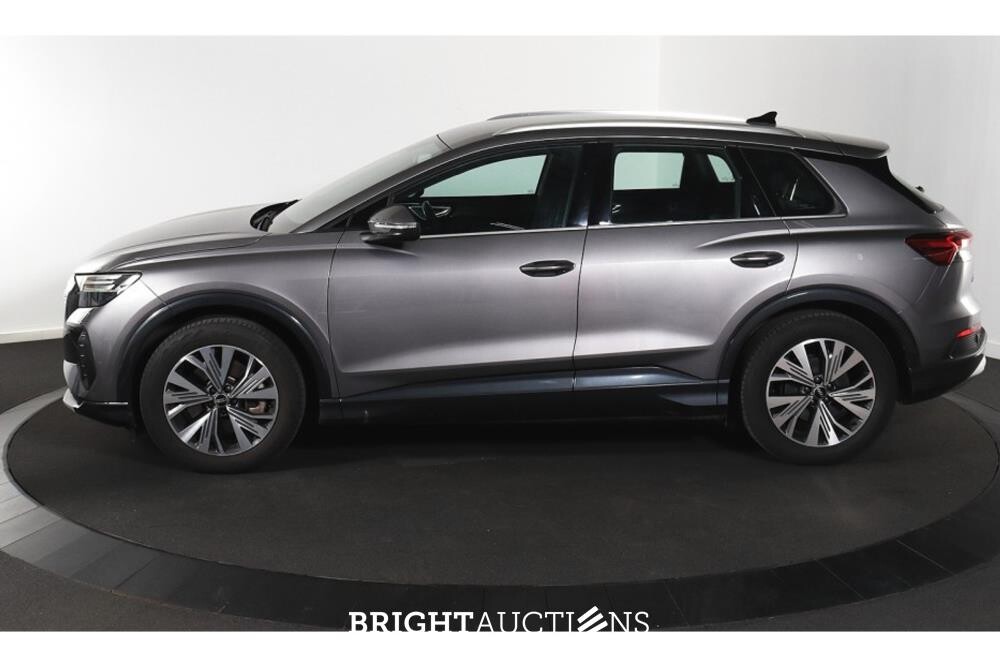 Audi Q4 40 Launch edition Advanced 77 kWh 204pk 2021 (Origineel-NL), N-883-PK