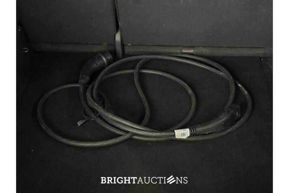 Audi Q4 40 Launch edition Advanced 77 kWh 204pk 2021 (Origineel-NL), N-883-PK