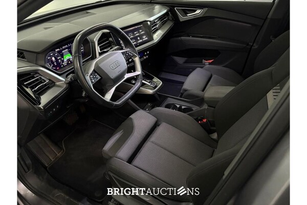 Audi Q4 40 Launch edition Advanced 77 kWh 204pk 2021 (Origineel-NL), N-883-PK