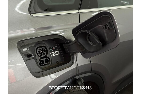 Audi Q4 40 Launch edition Advanced 77 kWh 204pk 2021 (Origineel-NL), N-883-PK