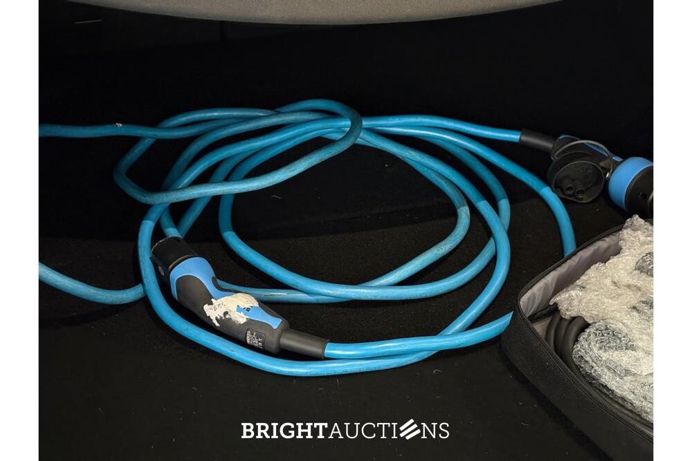 Tesla Model Y RWD 58 kWh 238hp 2024 (Original-NL), Z-870-HT