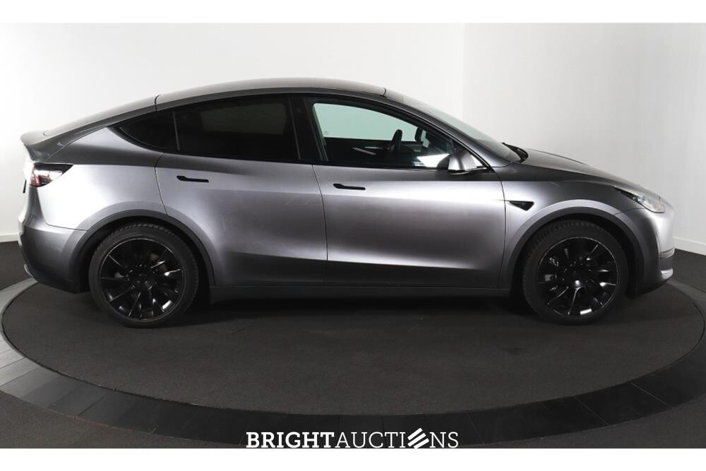 Tesla Model Y RWD 58 kWh 238pk 2024 (Origineel-NL), Z-870-HT