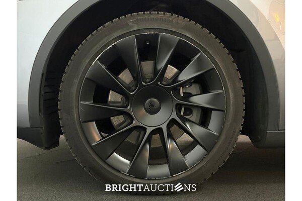 Tesla Model Y RWD 58 kWh 238hp 2024 (Original-NL), Z-870-HT