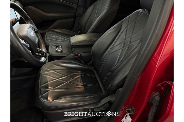 Ford Mustang RWD 75 kWh 269pk 2022 (Origineel-NL), P-598-LD