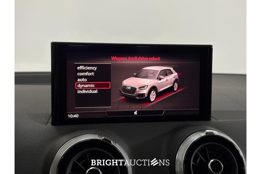 Audi SQ2 Turboblauw 2.0 TFSI Quattro 300pk 2021, P-377-DB