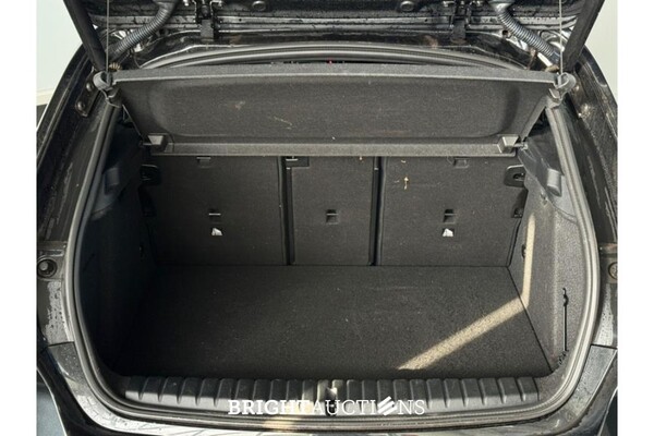 BMW M135 i Business Edition xDrive 306pk 2021 (Origineel-NL) 1-Serie, N-977-HZ