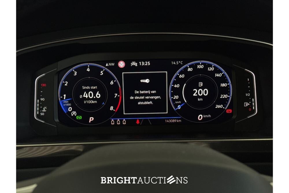 Volkswagen Tiguan R-Line Business 1.5 TSI 149pk 2023 (Origineel-NL), S-564-RH