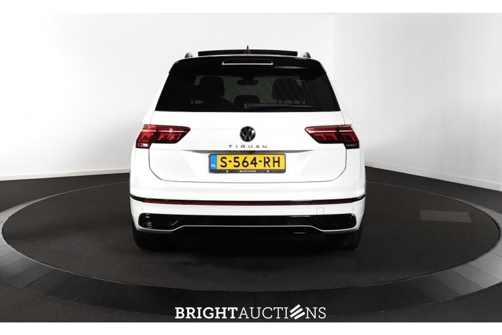 Volkswagen Tiguan R-Line Business 1.5 TSI 149pk 2023 (Origineel-NL), S-564-RH