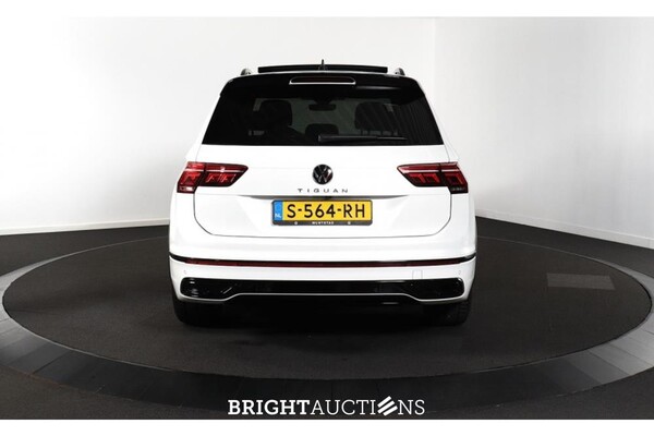 Volkswagen Tiguan R-Line Business 1.5 TSI 149pk 2023 (Origineel-NL), S-564-RH