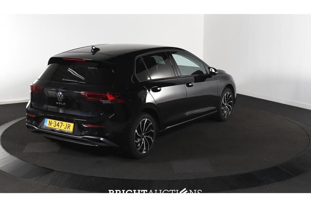 Volkswagen Golf Life Business 2.0 TDI 115pk 2021 (Origineel-NL), N-347-JR