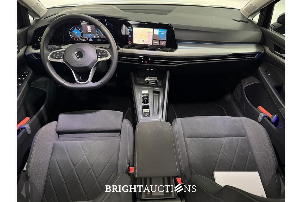 Volkswagen Golf Life Business 2.0 TDI 115pk 2021 (Origineel-NL), N-347-JR