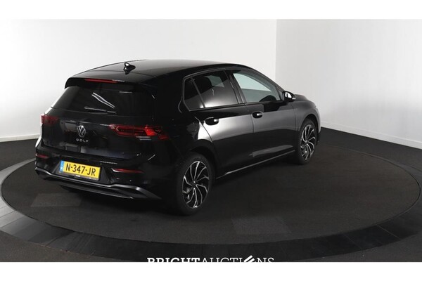 Volkswagen Golf Life Business 2.0 TDI 115pk 2021 (Origineel-NL), N-347-JR