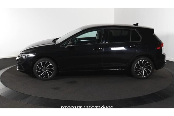 Volkswagen Golf Life Business 2.0 TDI 115pk 2021 (Origineel-NL), N-347-JR