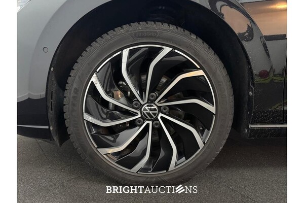 Volkswagen Golf Life Business 2.0 TDI 115pk 2021 (Origineel-NL), N-347-JR