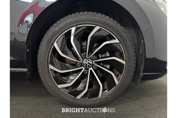 Volkswagen Golf Life Business 2.0 TDI 115pk 2021 (Origineel-NL), N-347-JR