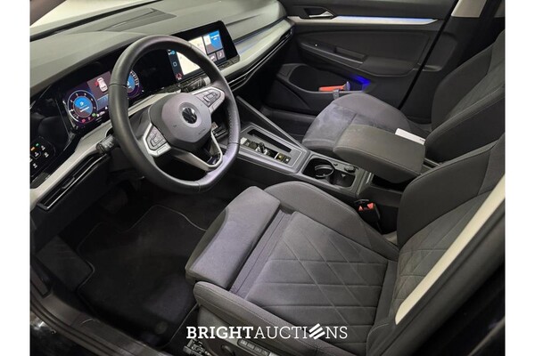 Volkswagen Golf Life Business 2.0 TDI 115pk 2021 (Origineel-NL), N-347-JR