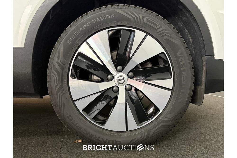 Volvo XC40 T2 Momentum Business 1.5 129pk 2022 (Origineel-NL), P-731-XB