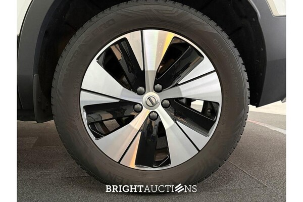 Volvo XC40 T2 Momentum Business 1.5 129pk 2022 (Origineel-NL), P-731-XB