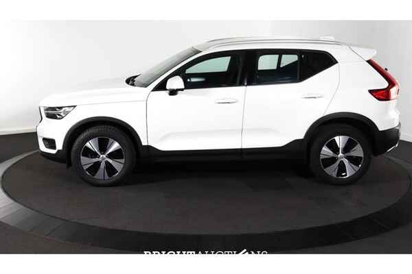 Volvo XC40 T2 Momentum Business 1.5 129pk 2022 (Origineel-NL), P-731-XB