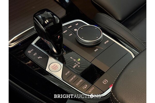 BMW X4 Business Edition Plus xDrive 183pk 2023 (Origineel-NL), T-496-JN