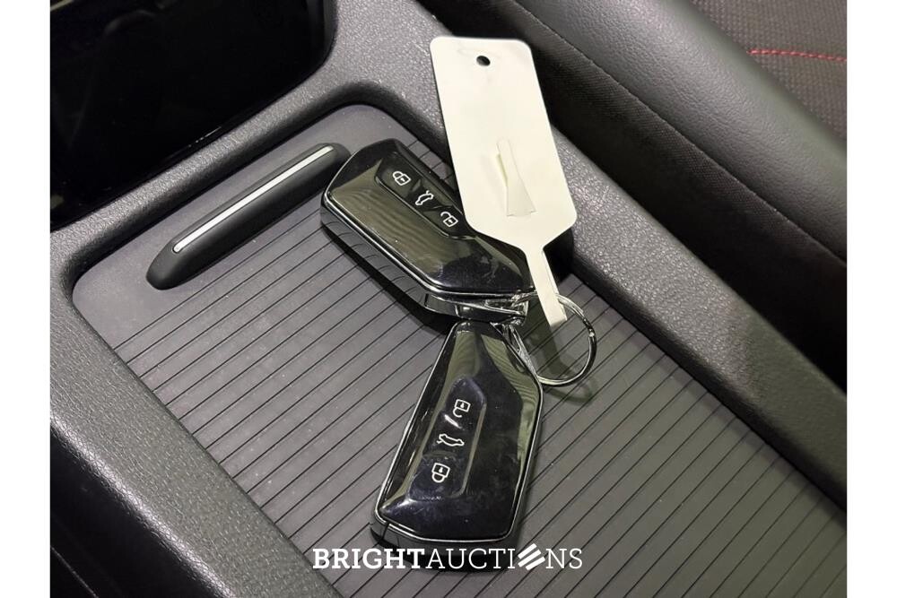 Volkswagen ID.5 GTX 77 kWh 299pk 2022 (Origineel-NL), R-992-HG