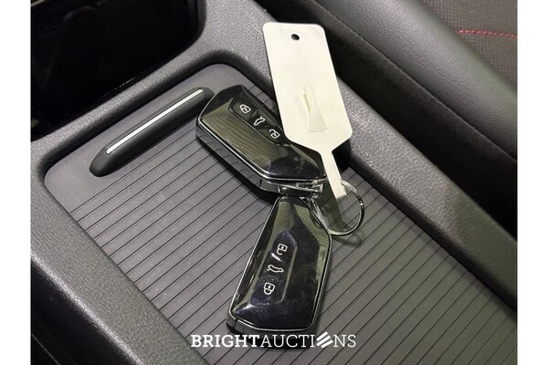 Volkswagen ID.5 GTX 77 kWh 299pk 2022 (Origineel-NL), R-992-HG