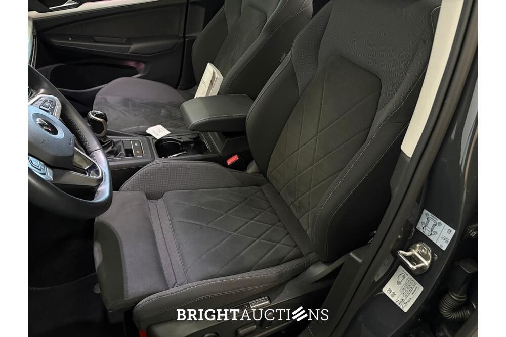 Volkswagen Golf Life Business 1.5 TSI 130pk 2022 (Origineel-NL), R-067-KZ