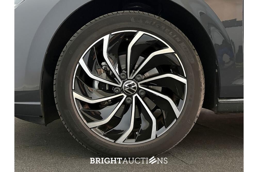 Volkswagen Golf Life Business 1.5 TSI 130pk 2022 (Origineel-NL), R-067-KZ