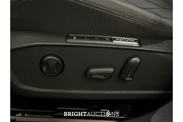 Volkswagen Golf Life Business 1.5 TSI 130pk 2022 (Origineel-NL), R-067-KZ