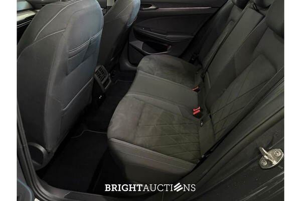 Volkswagen Golf Life Business 1.5 TSI 130pk 2022 (Origineel-NL), R-067-KZ