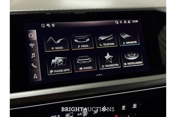 Audi Q4 40 Advanced edition 77 kWh 204pk 2022 (Origineel-NL), P-242-HB