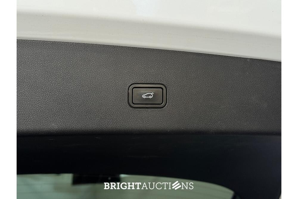 XPeng G9 Performance AWD 98 kWh 551pk 2023 (Origineel-NL), X-207-GX