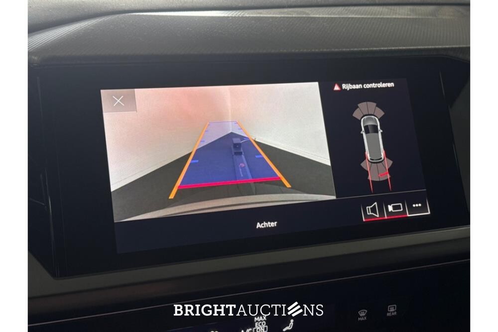 Audi Q4 40 Launch edition Advanced 77 kWh 204pk 2021 (Origineel-NL), N-883-PK