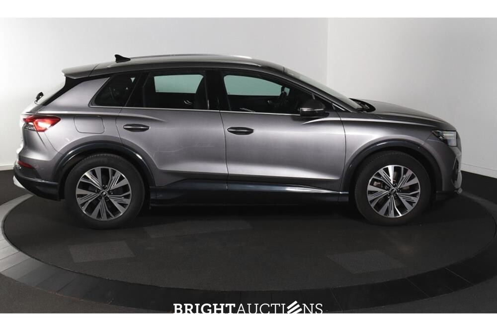 Audi Q4 40 Launch edition Advanced 77 kWh 204pk 2021 (Origineel-NL), N-883-PK