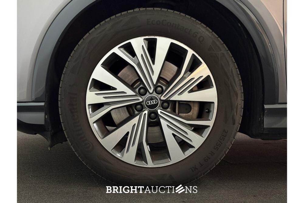 Audi Q4 40 Launch edition Advanced 77 kWh 204pk 2021 (Origineel-NL), N-883-PK