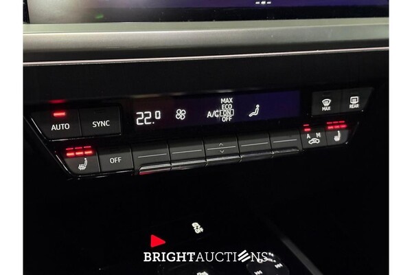 Audi Q4 40 Launch edition Advanced 77 kWh 204pk 2021 (Origineel-NL), N-883-PK